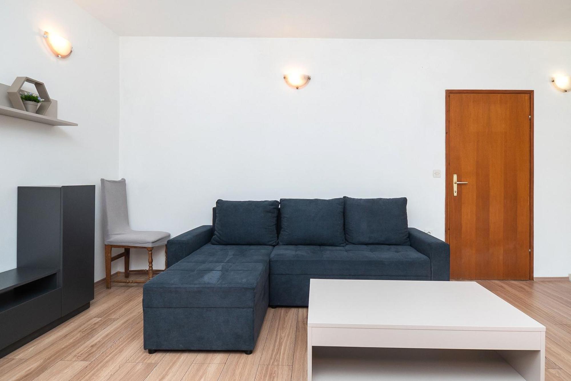 Apartment Ljuba Примоштен Экстерьер фото