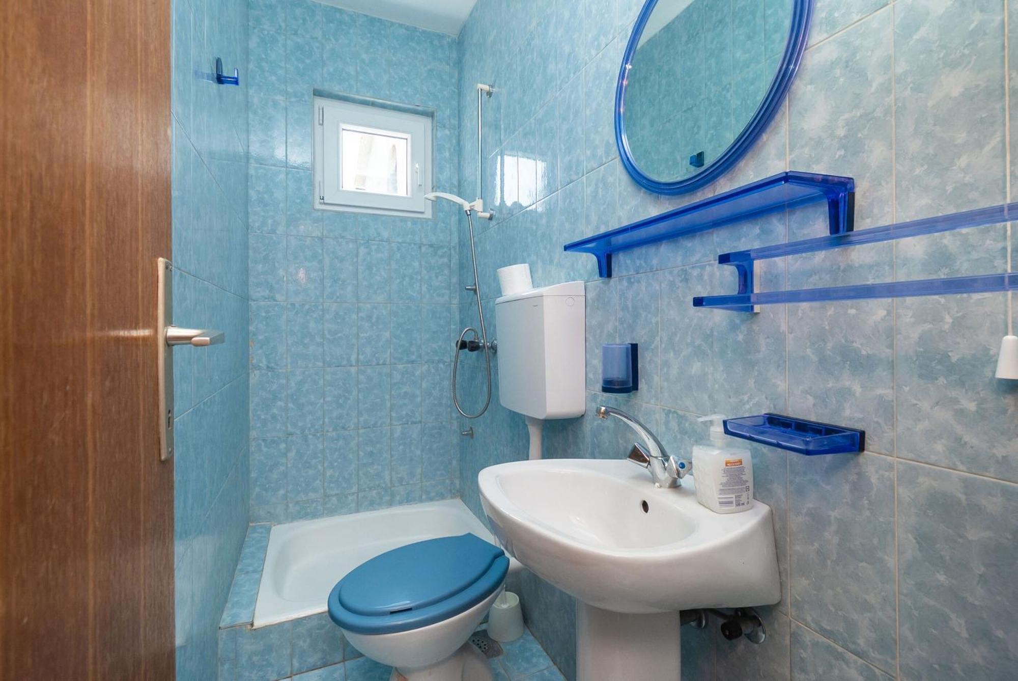 Apartment Ljuba Примоштен Экстерьер фото